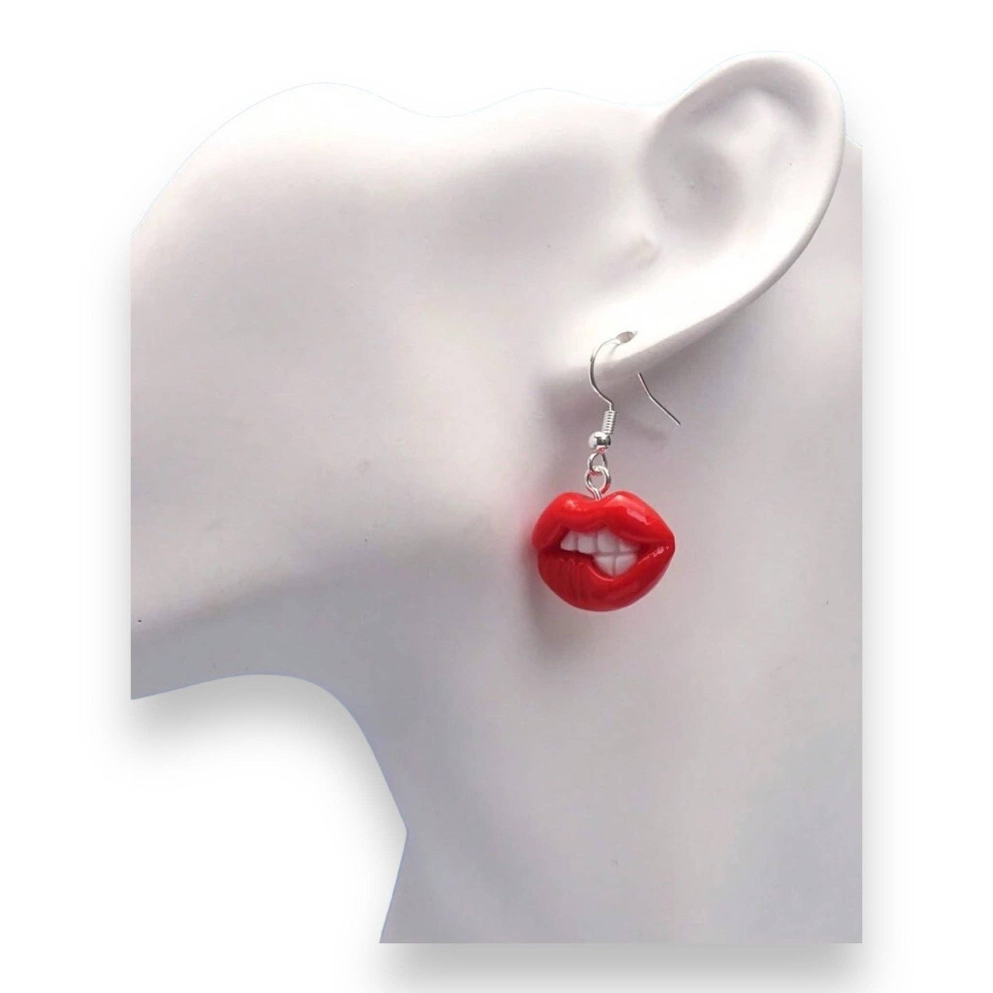 Kinky Pleasure - S033 - Earrings - Sexy Lips In Black & Red